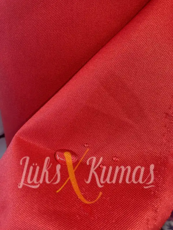 İthal Kırmızı Dış Mekan Polyester Döşemelik Kumaş